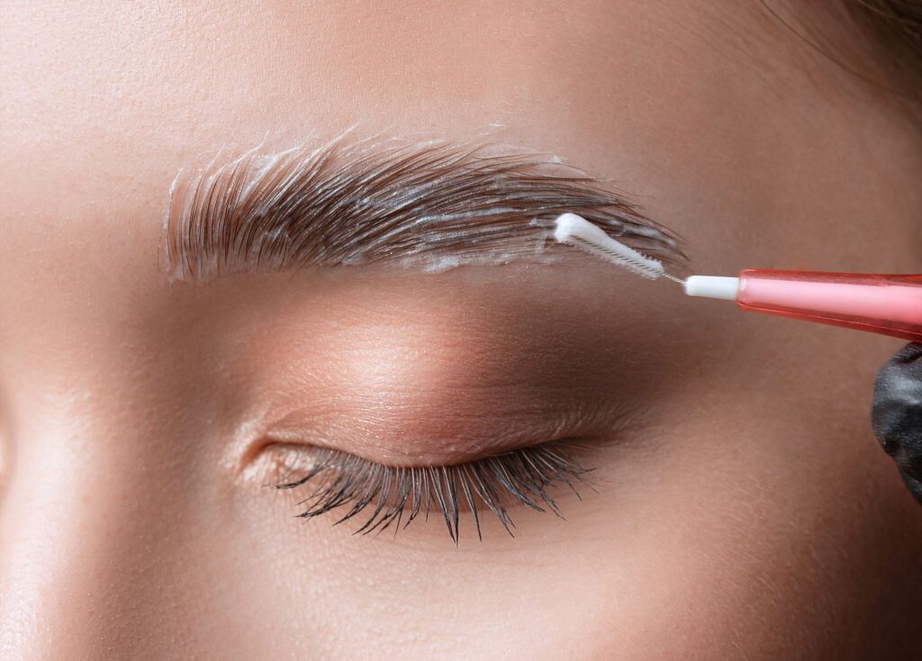 Services 9 Brow & Lash Tinting